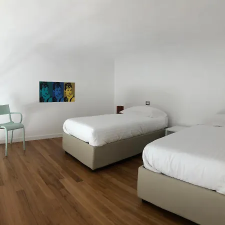 Lo Schiaccianoci Tarento