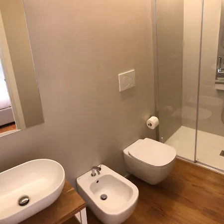 Lo Schiaccianoci Bed and breakfast 4*