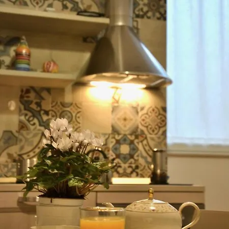 Lo Schiaccianoci Couette-café
