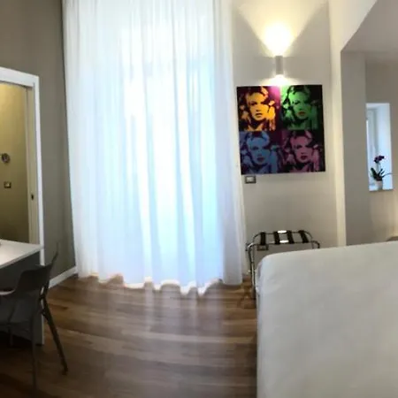 Lo Schiaccianoci B&B 타란토